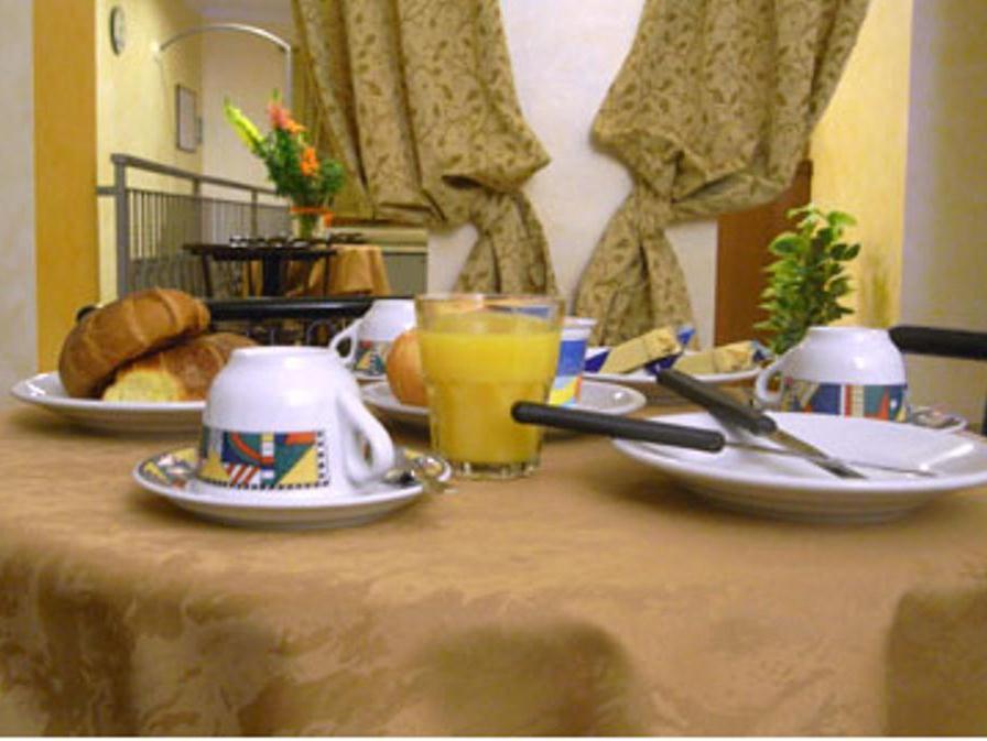 מילאנו Hotel Casa Mia מראה חיצוני תמונה